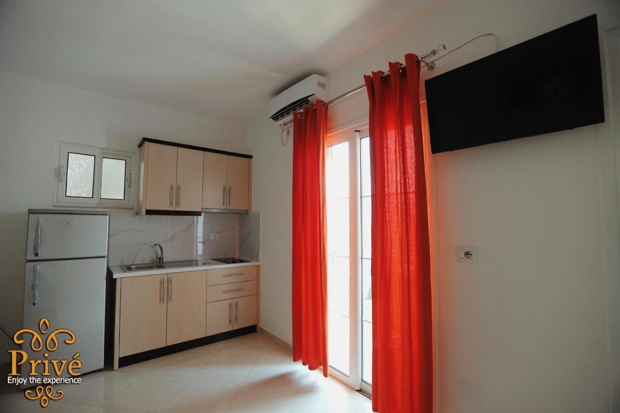 Prive Hotel And Apartment Ksamil Buitenkant foto