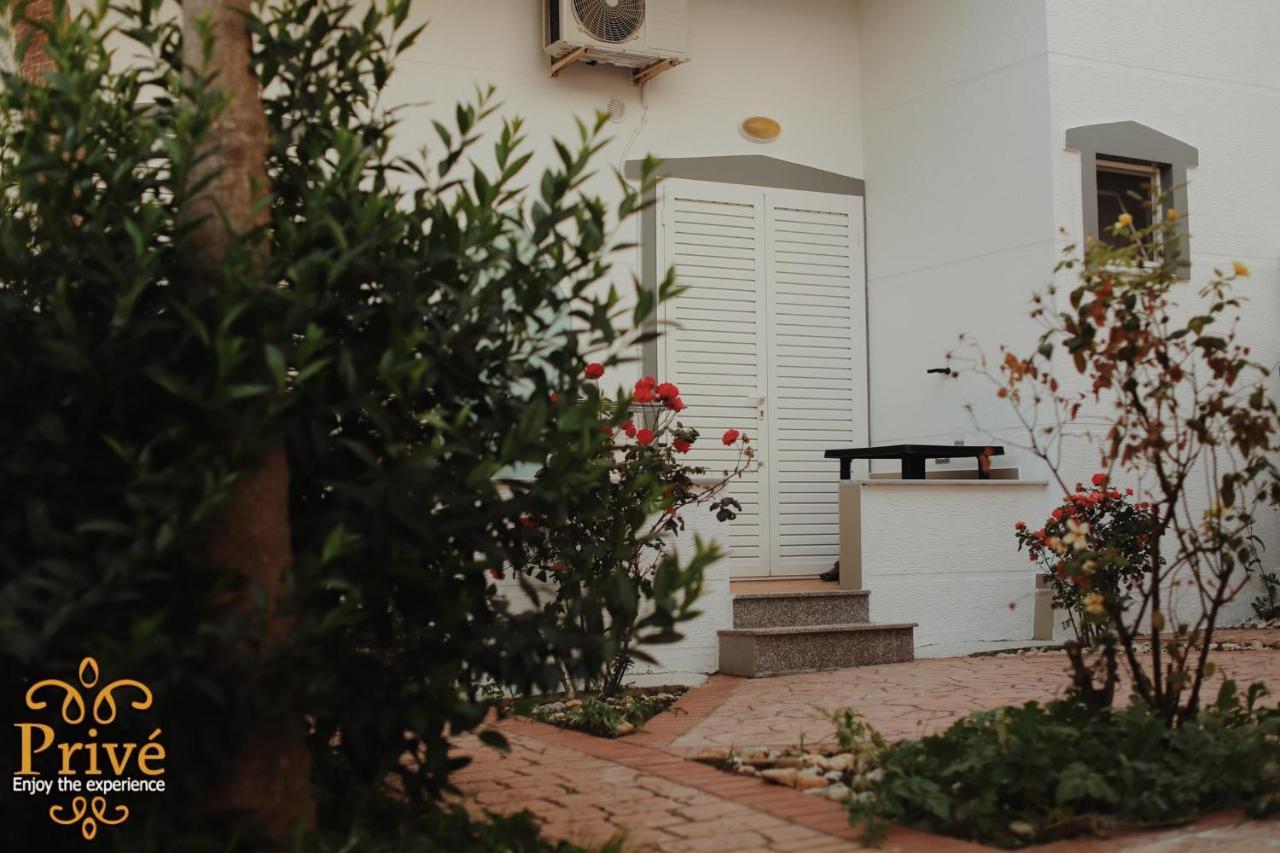 Prive Hotel And Apartment Ksamil Buitenkant foto