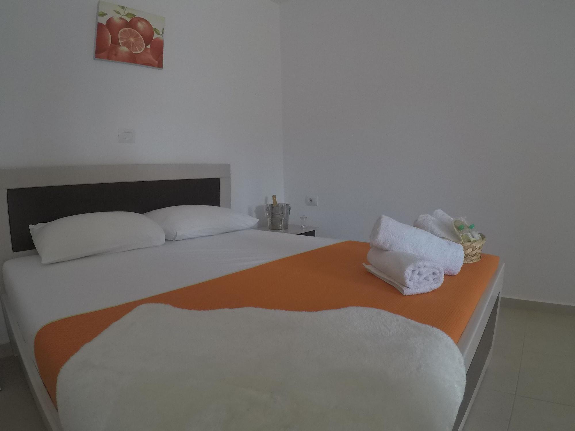 Prive Hotel And Apartment Ksamil Buitenkant foto