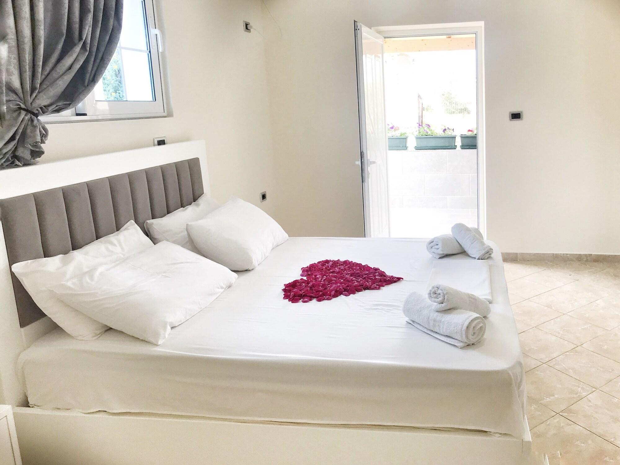 Prive Hotel And Apartment Ksamil Buitenkant foto