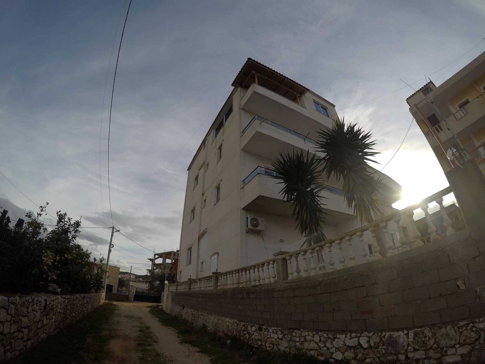 Prive Hotel And Apartment Ksamil Buitenkant foto